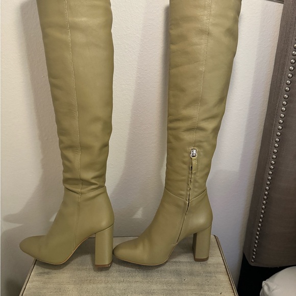 🍃Zara Viral Knee High Block Heel Boots - Picture 5 of 9